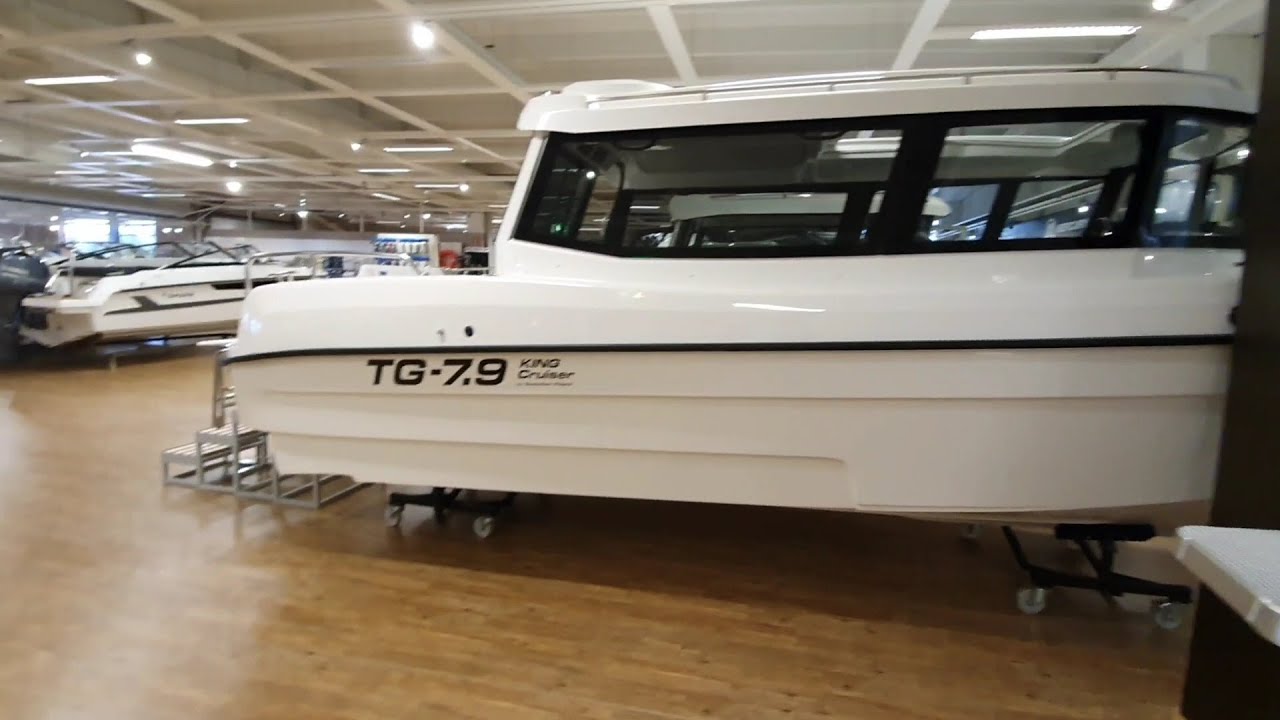 TG 7.9 King Cruiser - Boat tour