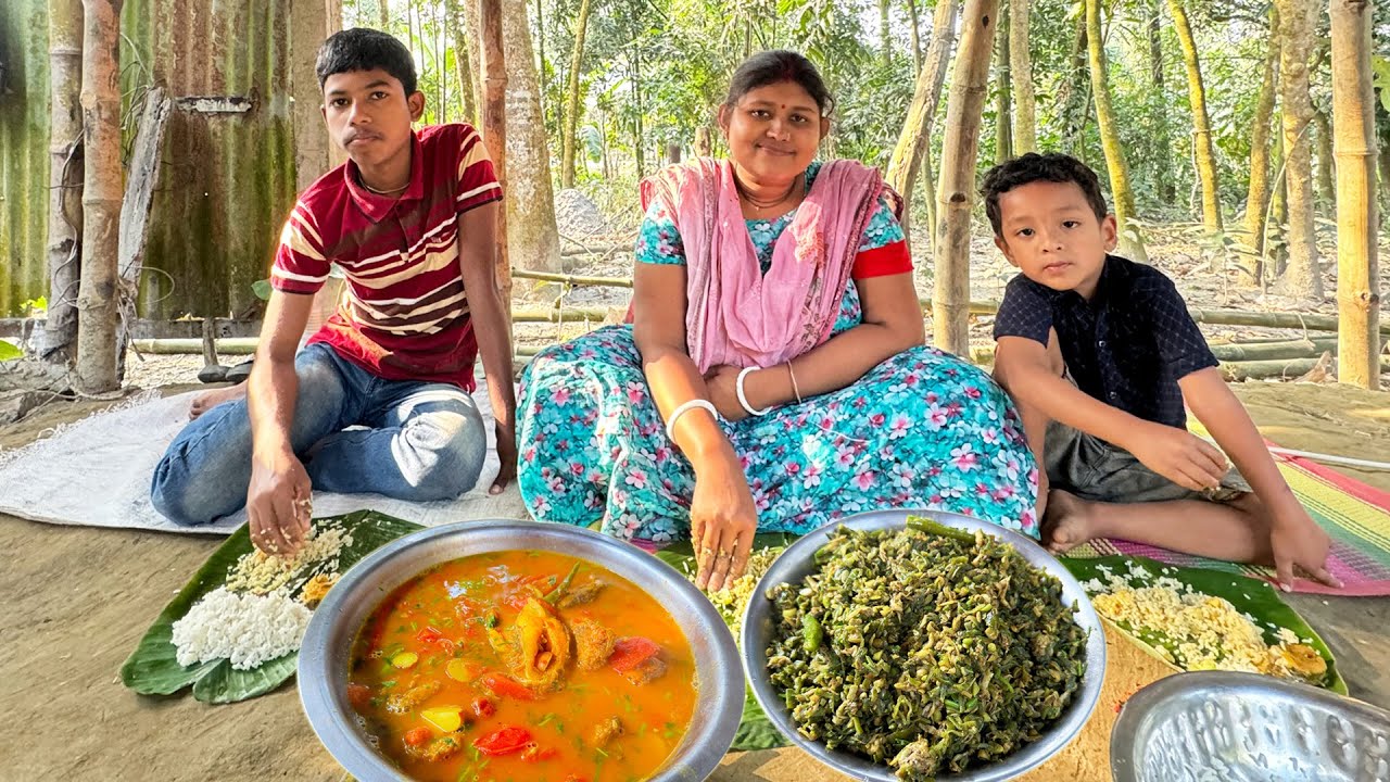 We cooked river fish with new potatoes and ate it together at noon | Ardha Cooking