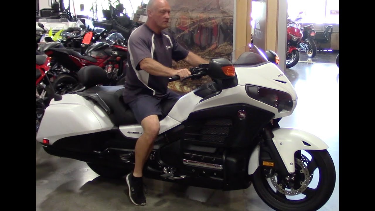 Goldwing F6B Deluxe Review