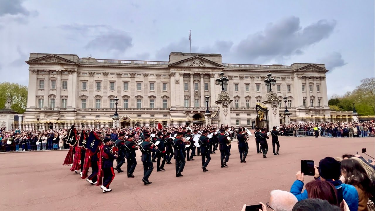 Changing of the Guard, Buckingham Palace, London 🏴󠁧󠁢󠁥󠁮󠁧󠁿