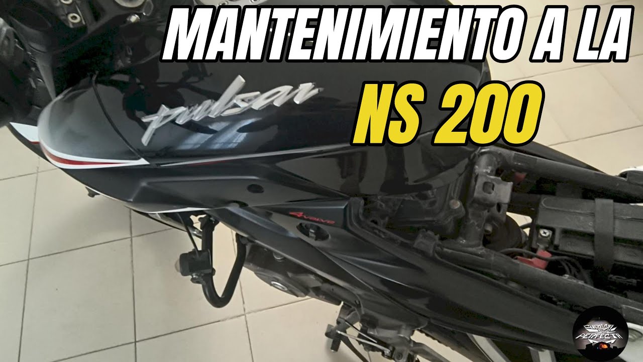Servicio completo a mi Pulsar NS200 carburada | Aceite, bujías y filtro
