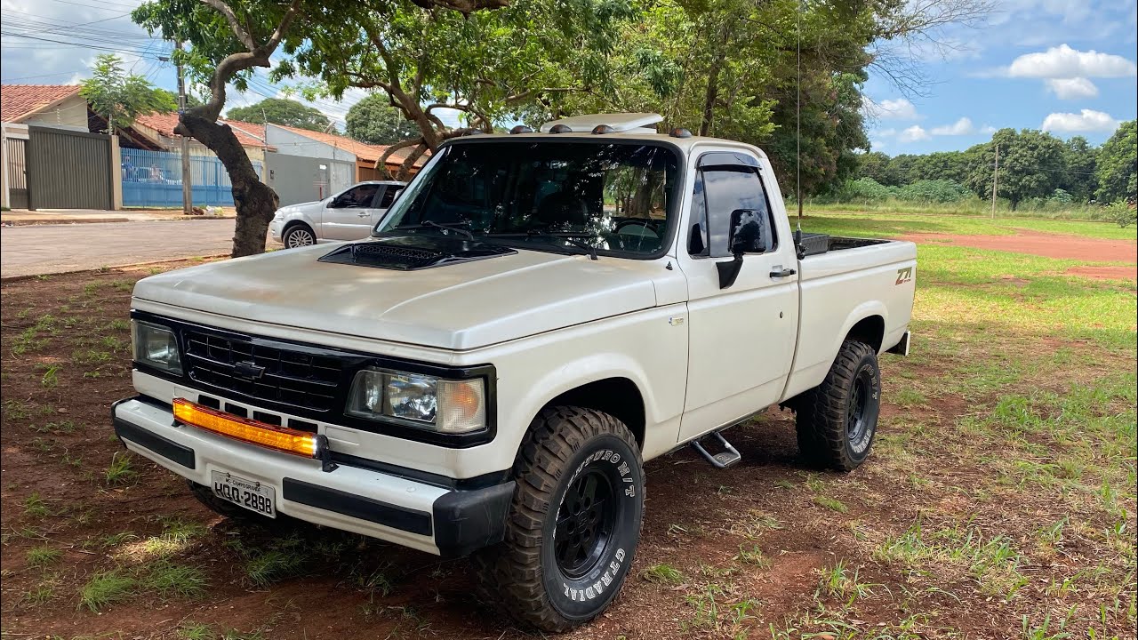 D20 91 COM MOTOR PERKINS TURBO MUITO COMPLETA