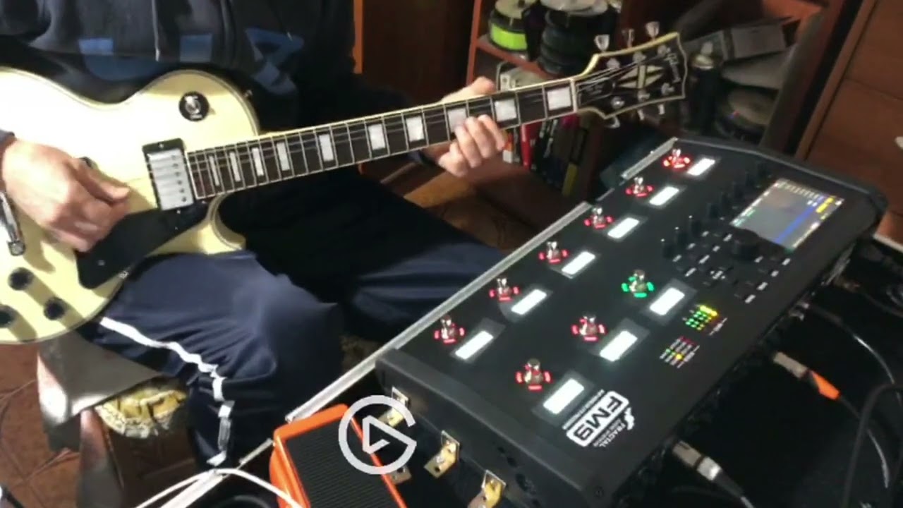 ACROBAT COVER U2 FRACTAL FM9