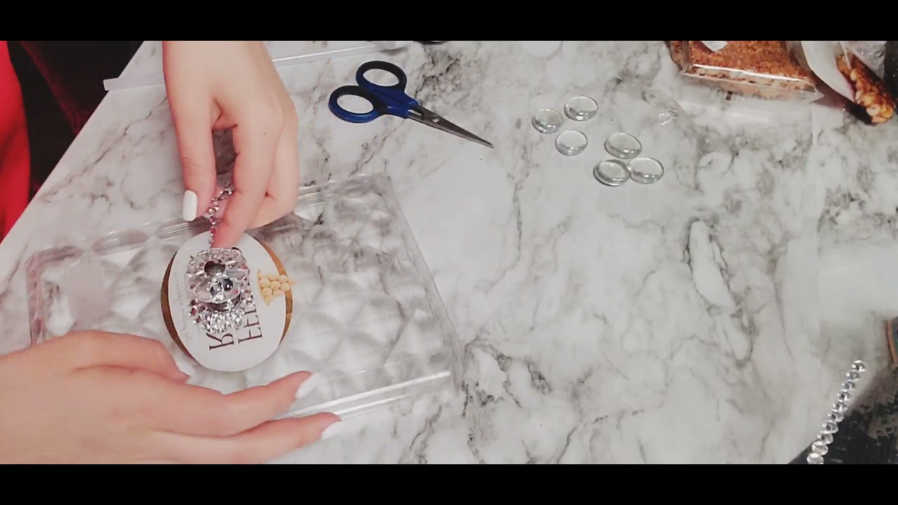 DIY como reutilizar una caja de chocolate ferrero en un lindo Joyero cómo hacer un Joyero