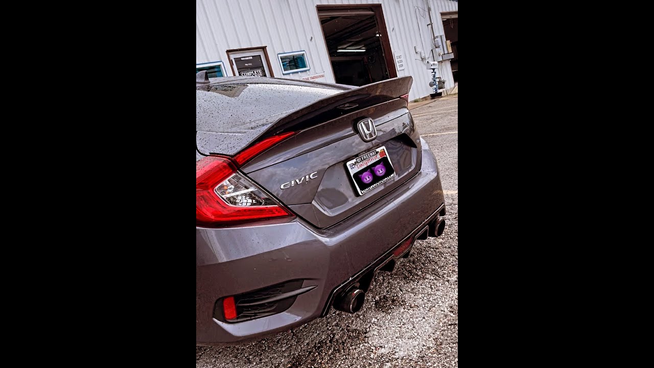 Honda Civic 10th gen gets Straight Pipe .. and dual mufflers installed #Civic #Daily #honda 🔰