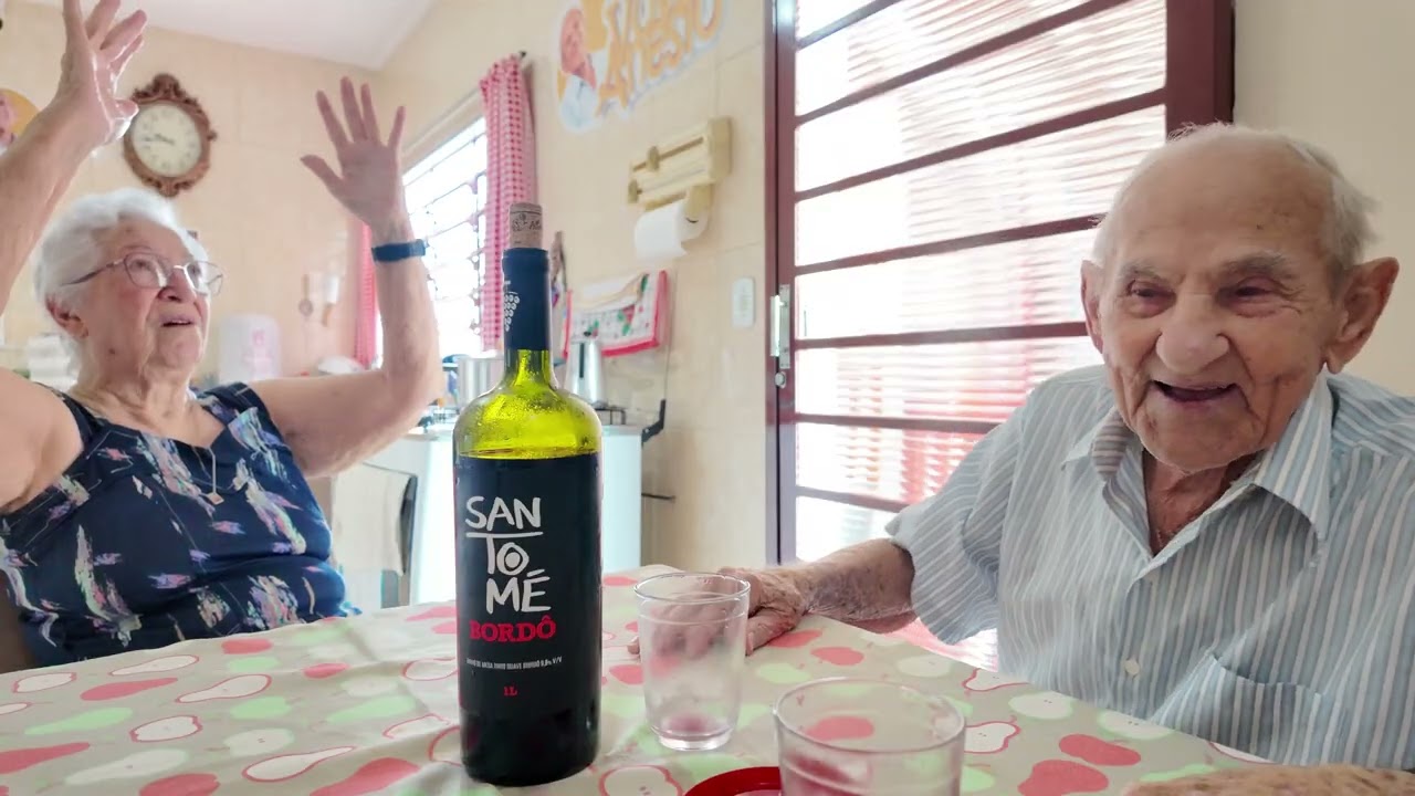 VÍDEO NOVO - Lição do dia: menos pressa, mais brindes e muito amor.