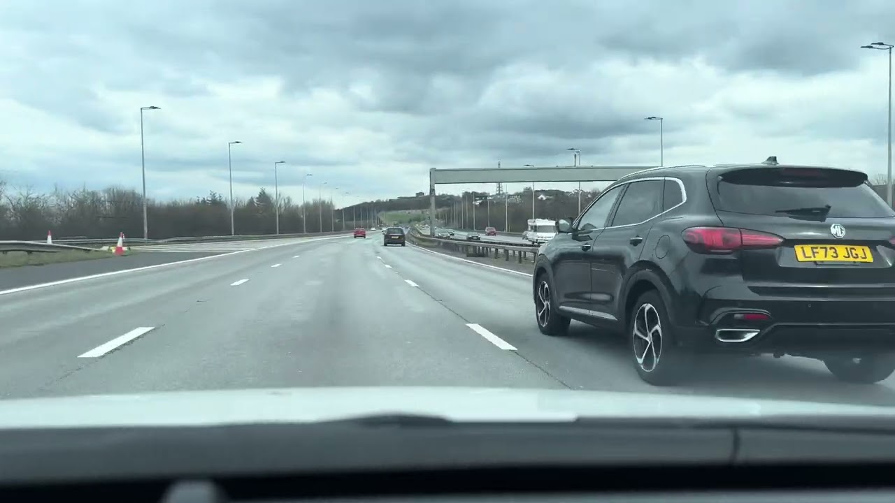 From North West to East Midlands Airport: Scenic Drive on M62 & M1