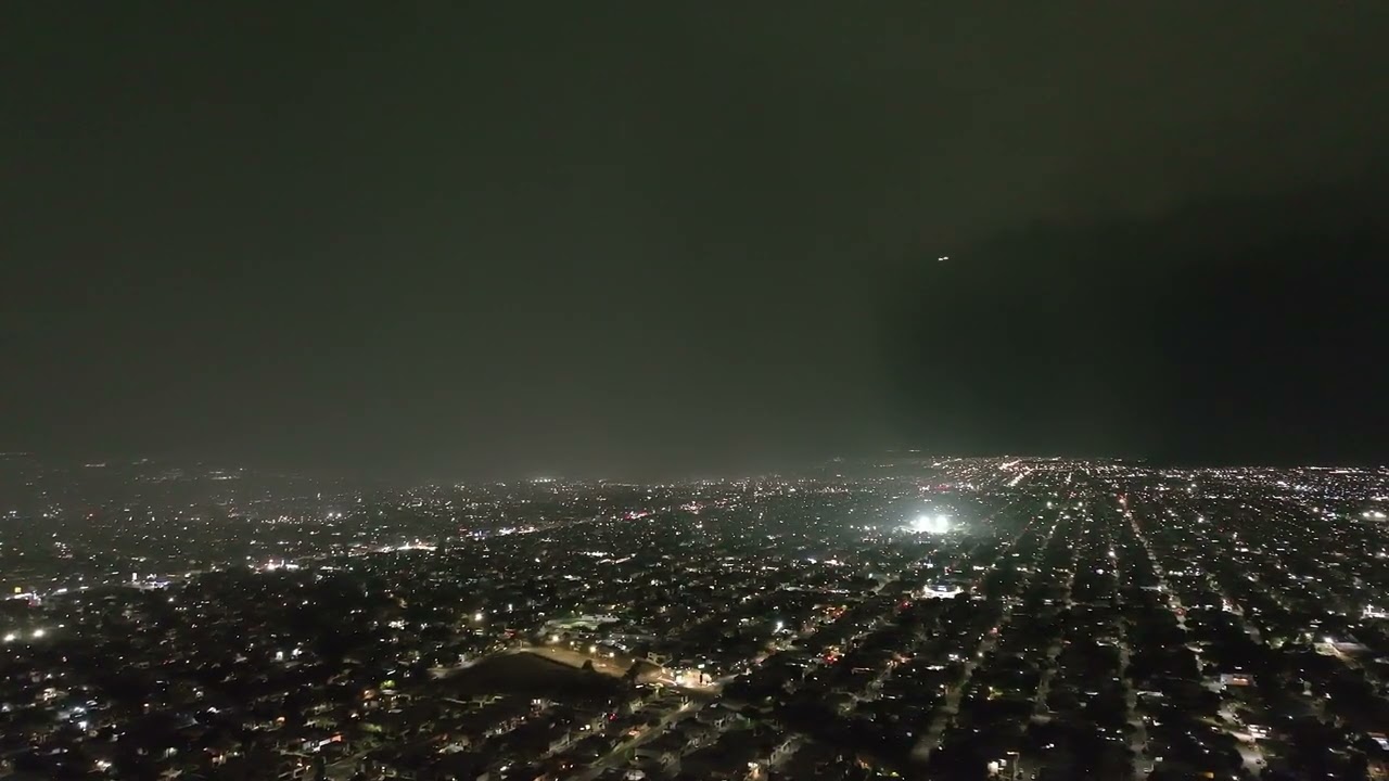 Dron Volando con lluvia y Truenos en Hermosillo