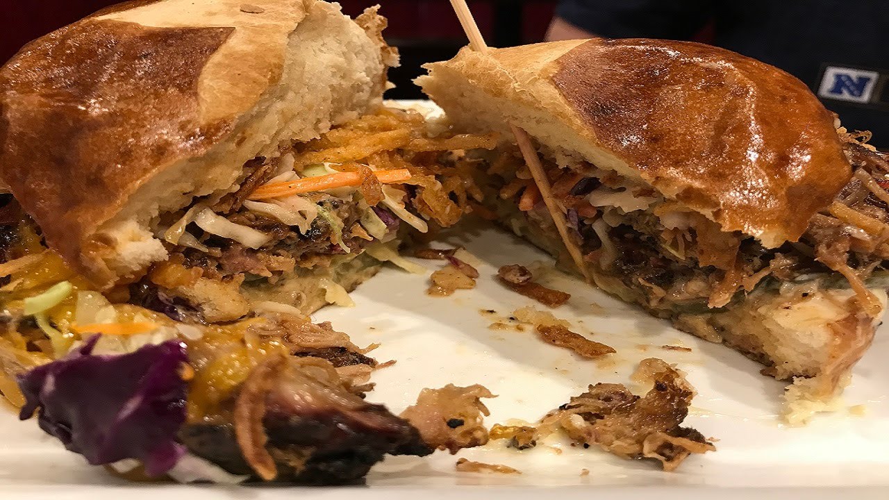 Yummy Reasons You'll Love 4th Street Live!