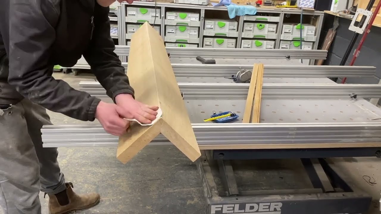 False Oak Beam  -  Perfect Corner - Lamello Zeta P2