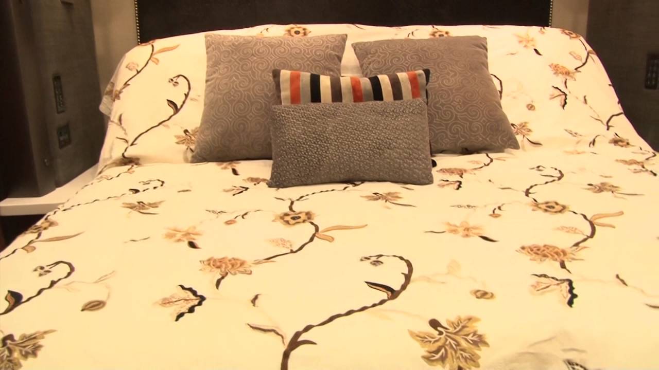 Foretravel Motorcoach ih-45 6604A