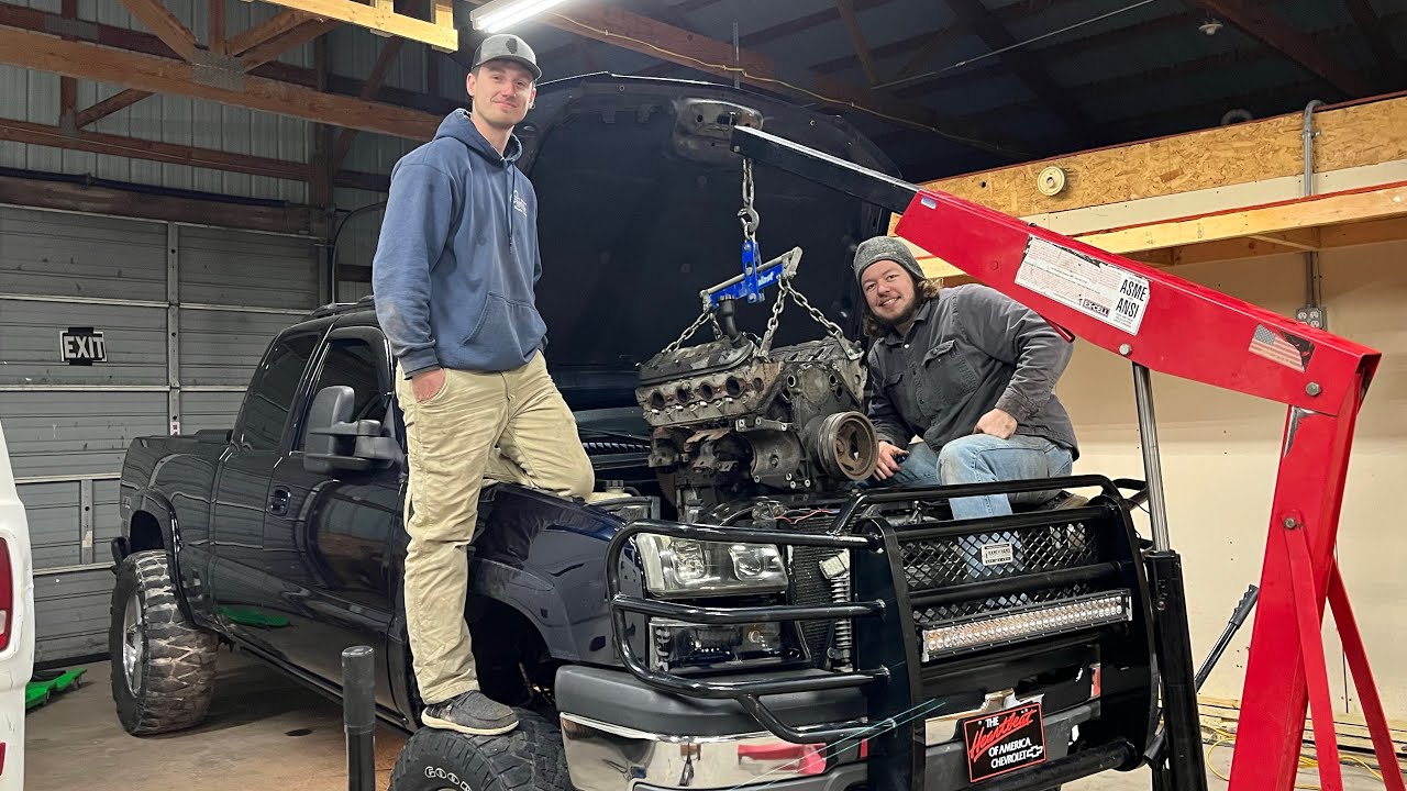 Silverado 5.3 DIY rebuild part 1 - pulling the 230,000 mile engine!
