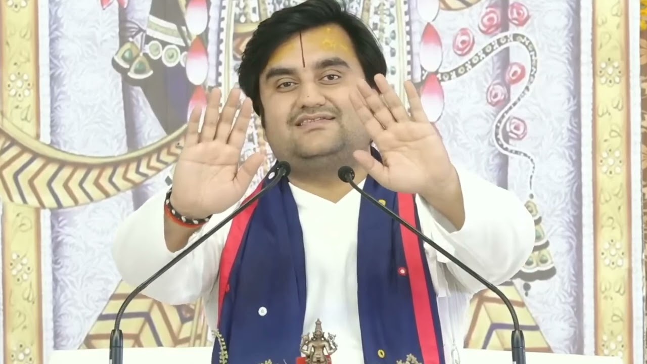 100 वर्ष बाद जब द्वारकाधीश जी राधा रानी जी से मिले #radha #indreshupadhyayji #katha #RadheRadhe