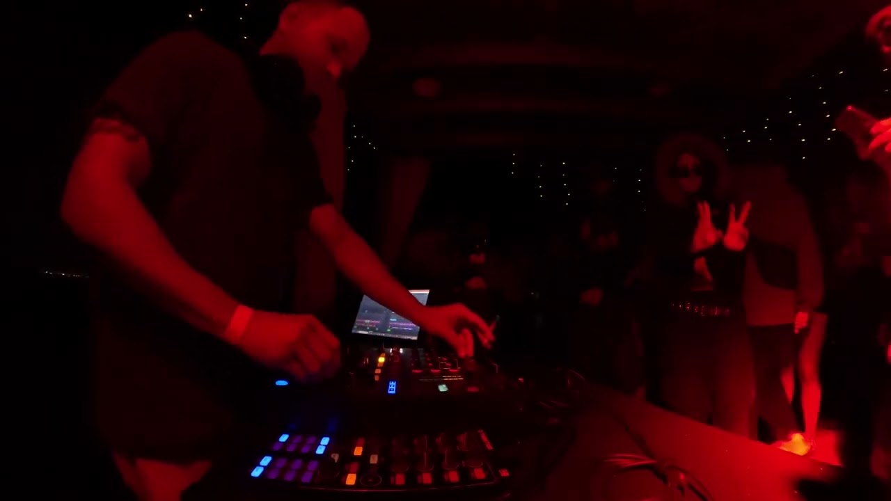 DJ SET ADRIAN BLANCO CHICHIPOOLPARTY VOL.4