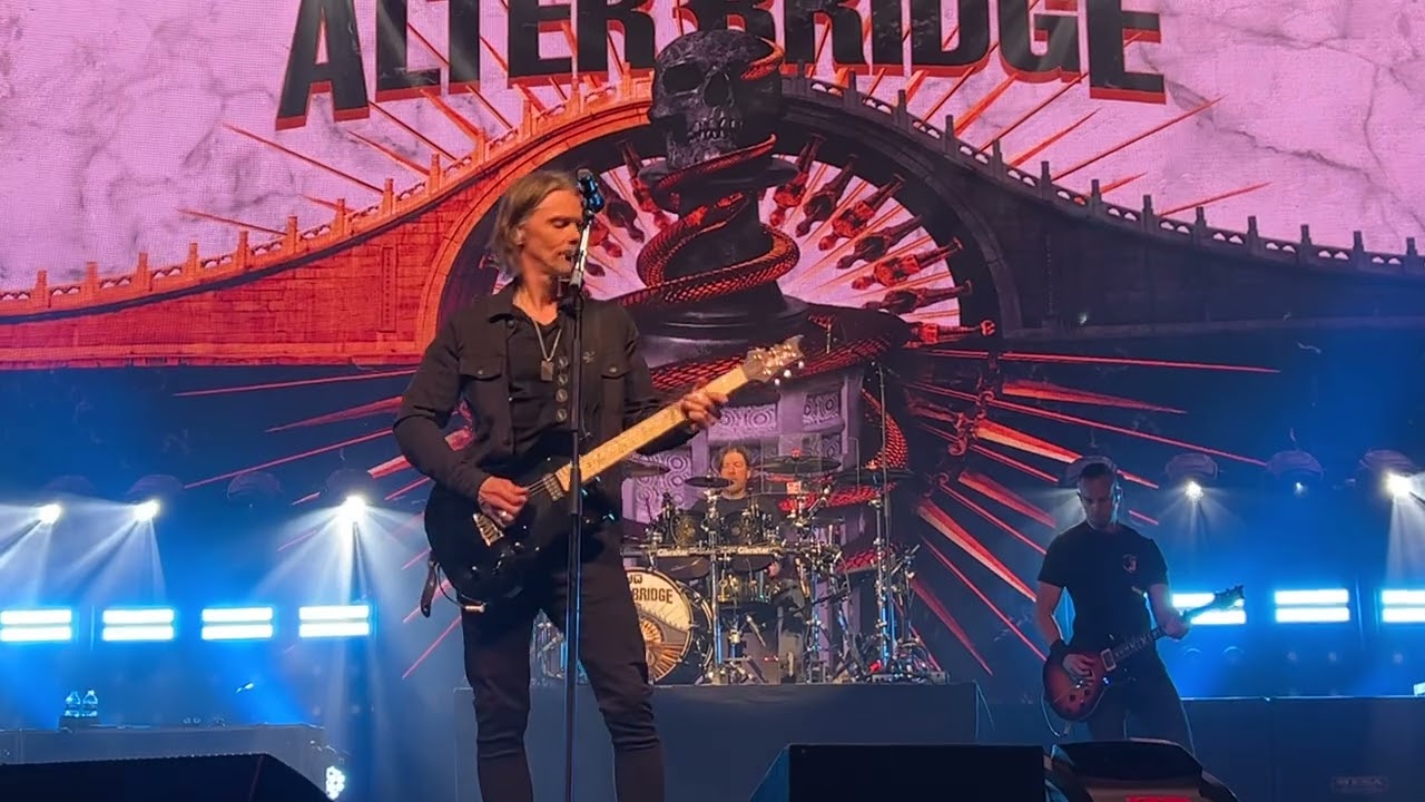 Alter Bridge - Blackbird (Live)