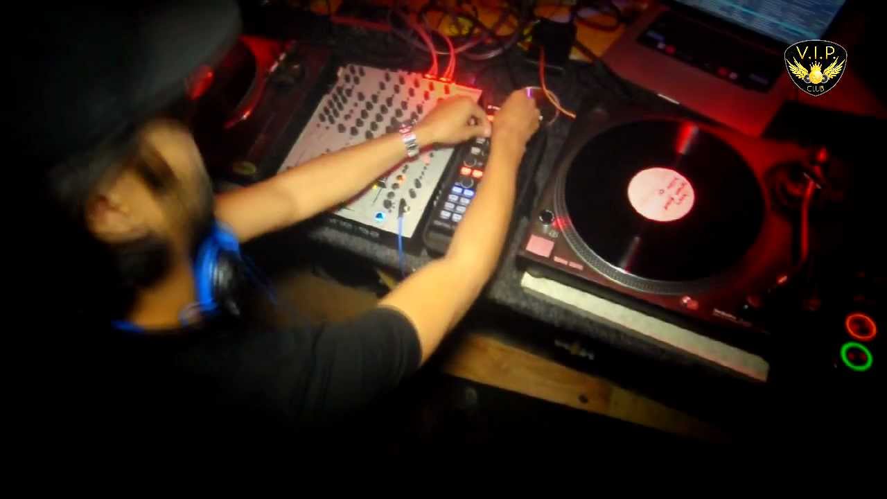 Matthew Dekay @ V.I.P Club, P&eacute;cs 2012.02.17