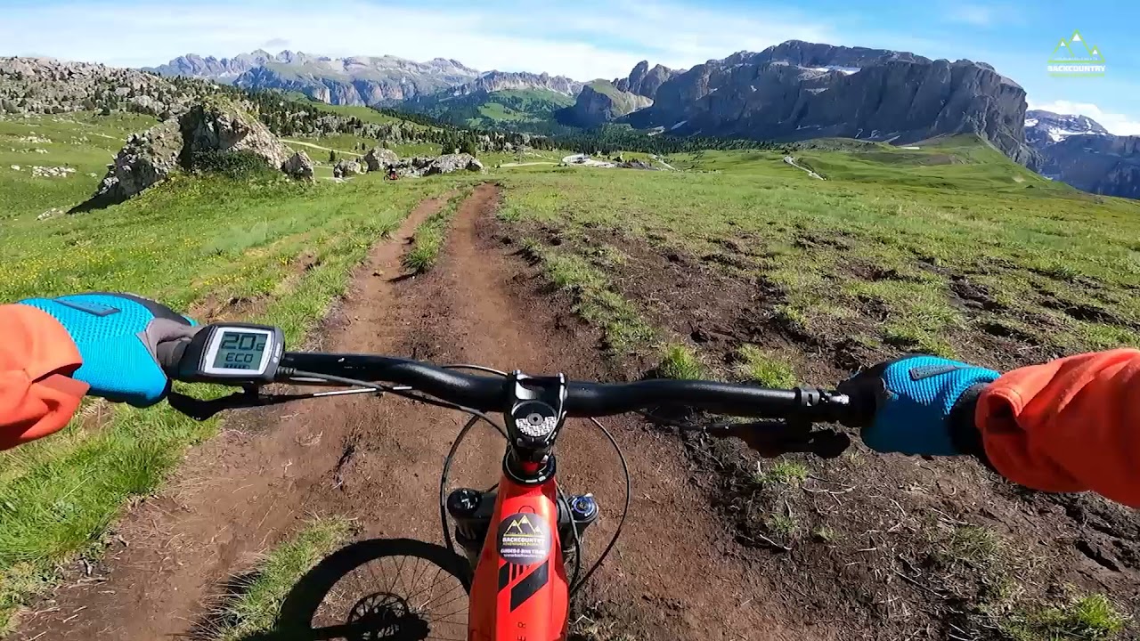 Backcountry Romania: Dolomite E-bike Guided Tour 2021, Sasso Lungo Tour