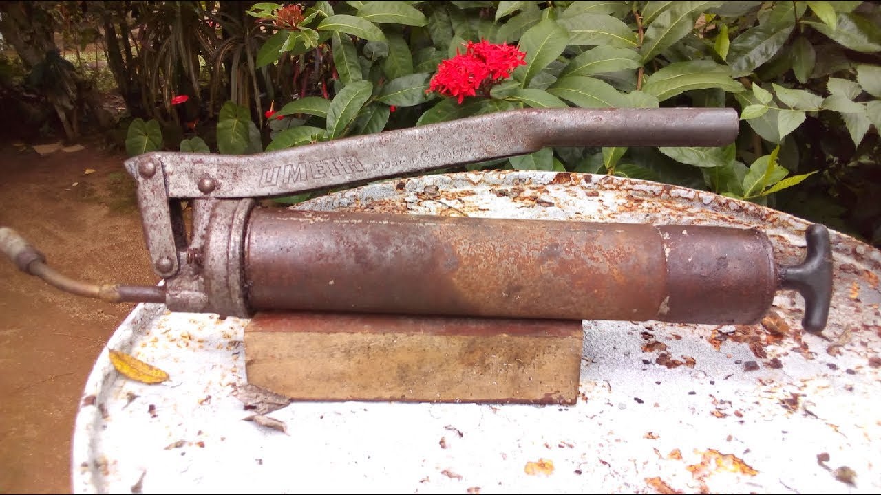 Grease Gun Restoration  | OLD Rusty Grease Gun Restoration
