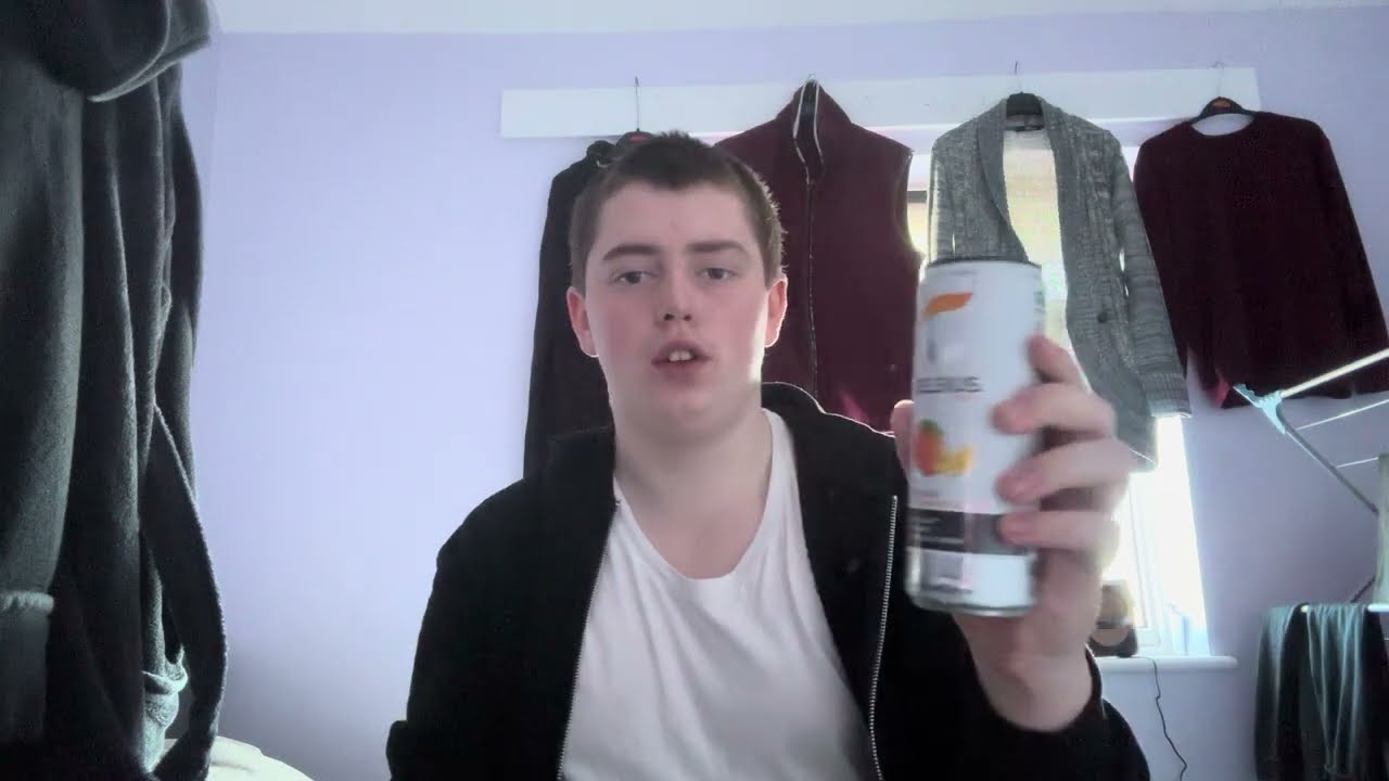 Energy drink review: trying Celsius mango lemonade 