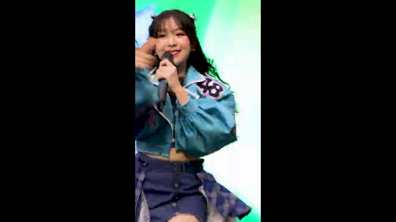 [Fancam] 201031 Mewnich BNK48 - Oogoe Diamond @ Fullmoon Halloween Party Siam Discovery