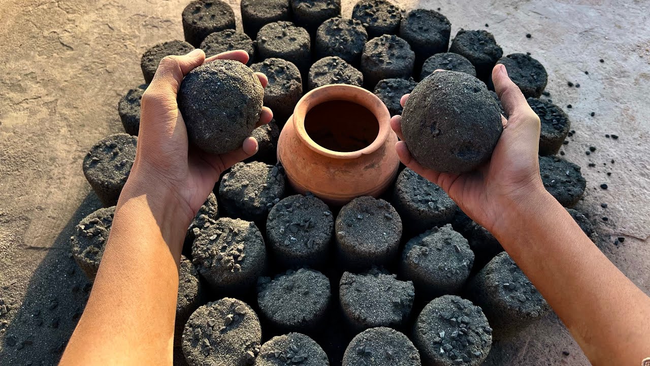 ASMR | Brand New Texture | Black concrete Dry crumbling in Mini claypot