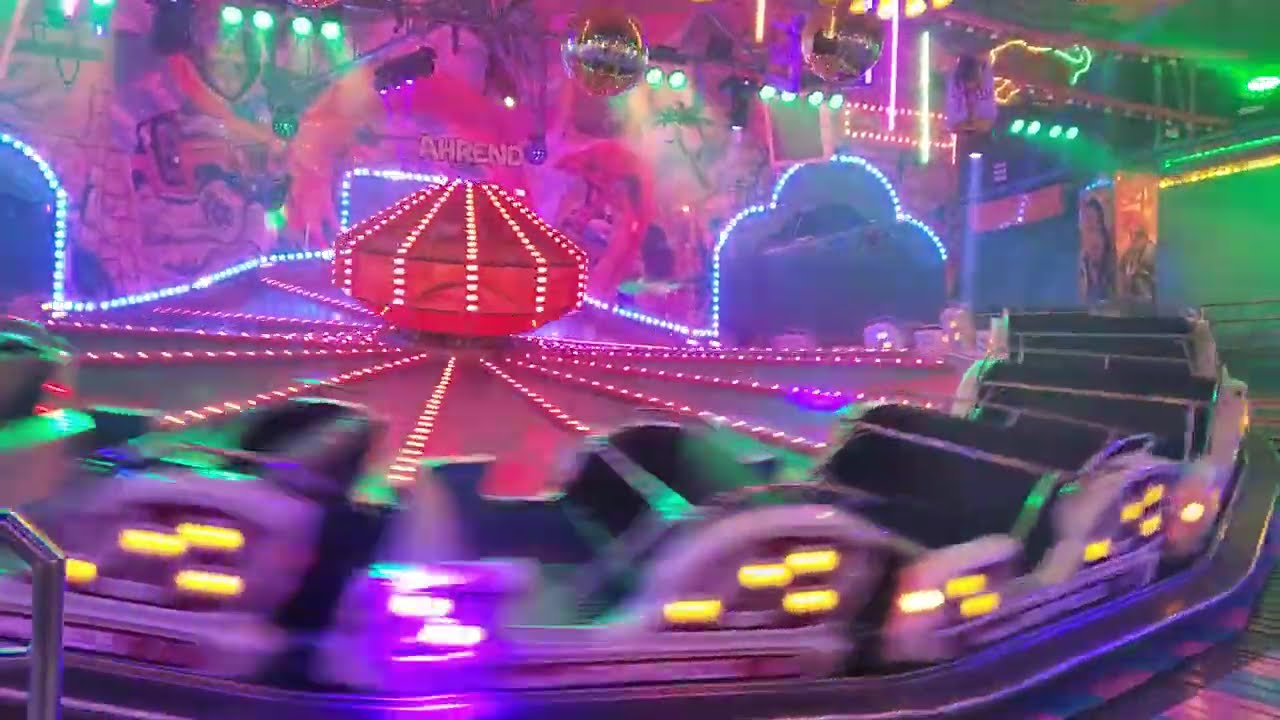 Jaguar Express Ahrend auf dem Wolfsburger Volksfest 2023 Abends