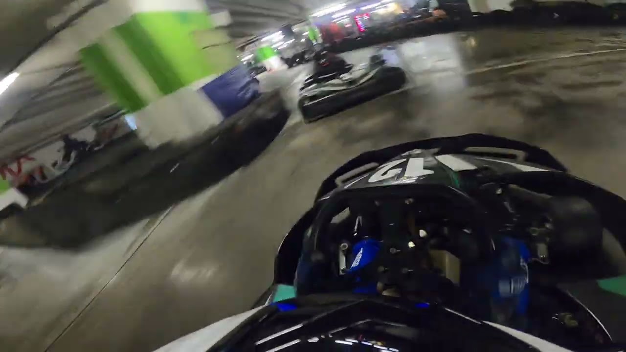 Junior Halmágyi Péter 2 202601 G1 World Mall HCK onboard