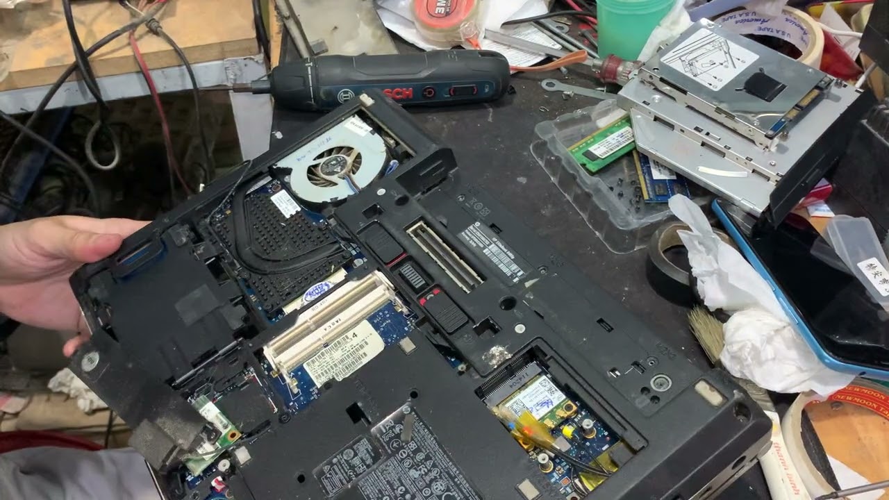 Hướng dẫn tháo lắp laptop Hp 8460p
