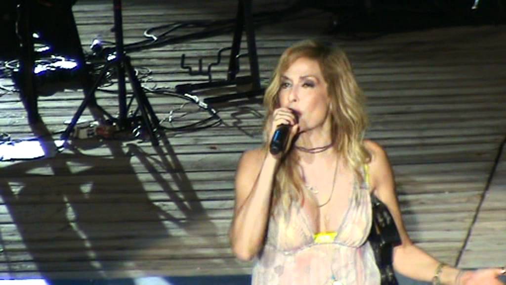 Anna Vissi - Στα χρόνια της υπομονής & Έτσι είν΄η ζωή (Unplugged)