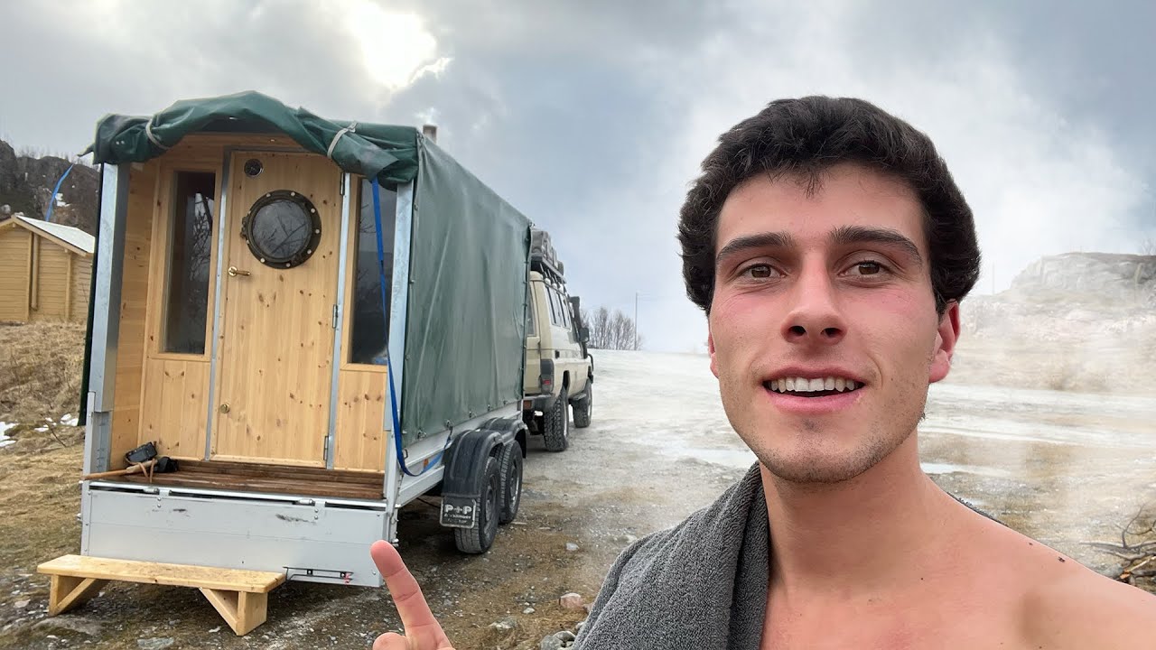 J'accroche un SAUNA PORTABLE a l'arri&egrave;re de mon 4x4 am&eacute;nag&eacute;.
