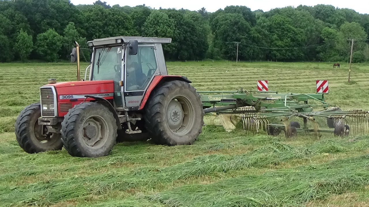 Silage 2022 - Rowing up 1st cut with Massey Ferguson 3095 & Krone Swadro