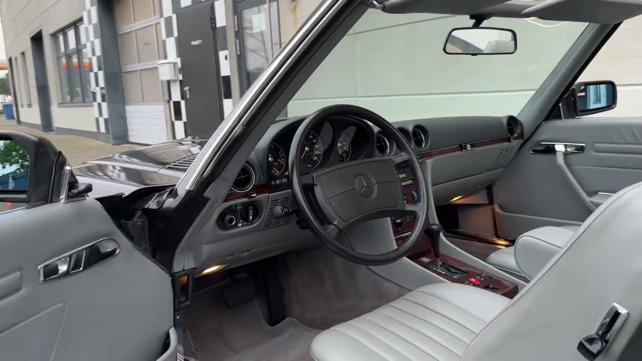 Mercedes Benz SL500 walkarround