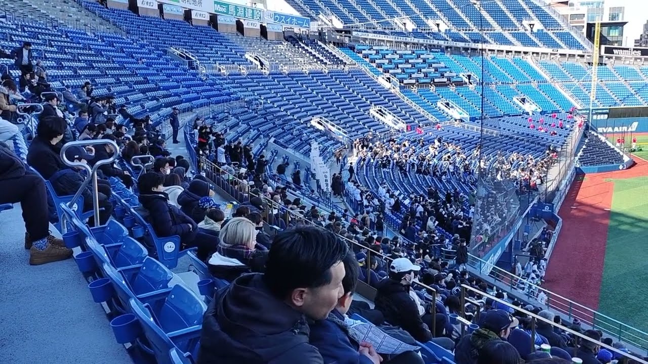 20251228　ＮＰＢジュニアトーナメント　ハマスタ　マリーンズの応援