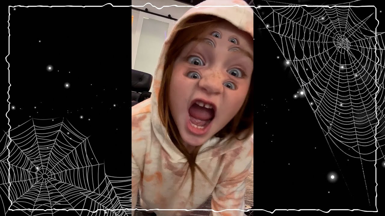 SPiDER ADLEY 🕷 Dad finds a spider girl at The Spacestation with CRAZY eyes! #Shorts