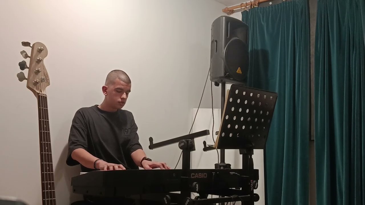 Czerny: Étude Op. 299, No. 7 (C Major) (B-Flat Major Transportation)