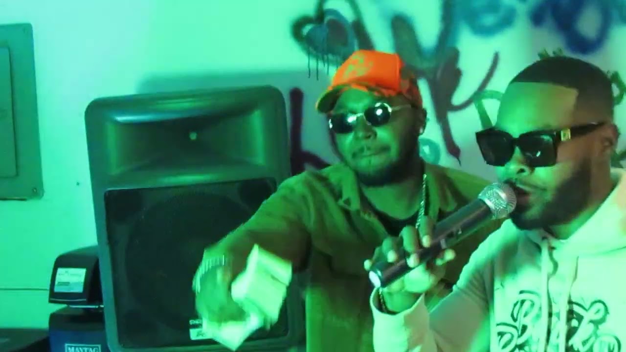 MR. BRICK BY BRICK PERFORMS HIS 1# SINGLE "TAKEOFF"!!