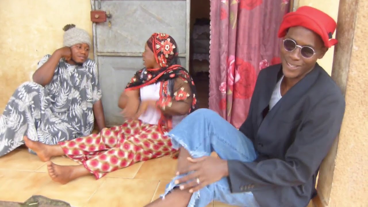 LA FEMME SÉNÉGALAISE 52