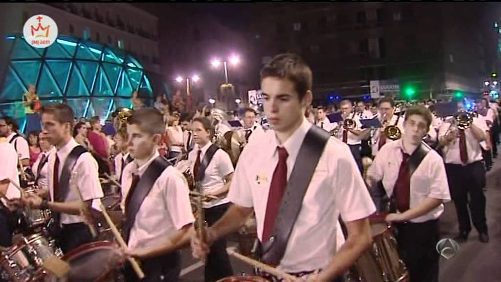 Via Crucis JMJ Madrid 2011 - Procesión de vuelta - Reportaje de Antena 3