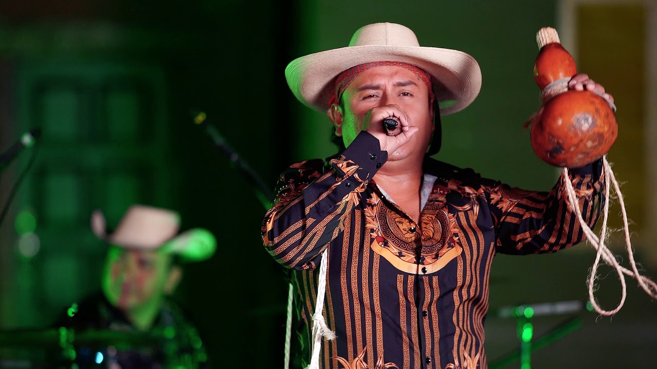 Tierra Cali - Ando Borracho (En Vivo)