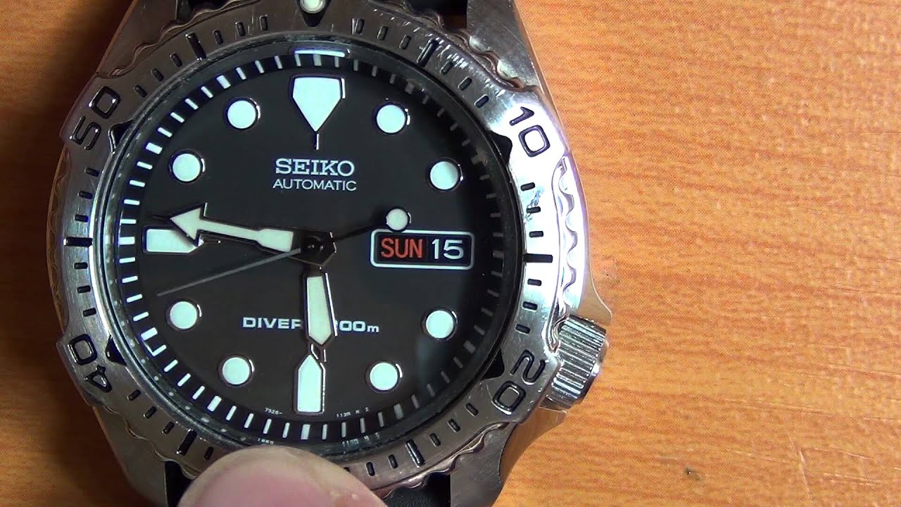 Wrist Watch Review: Part 5 - Seiko Automatic (SCUBA) Diver's 200m wrist watch - 7S26