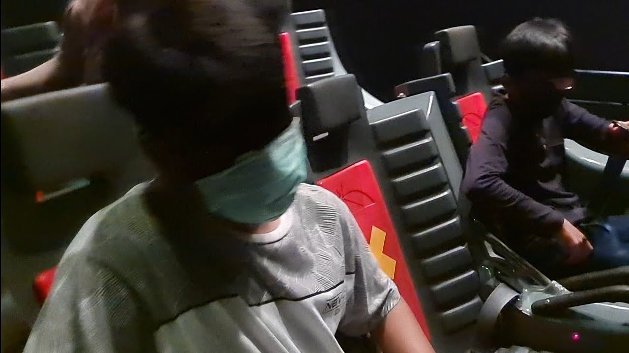 Super Heroes 4D TSB Nonton Film Marvel Pakai Kacamata 4D Bangkunya Bisa Goyang Gaess.. Oktober 2021