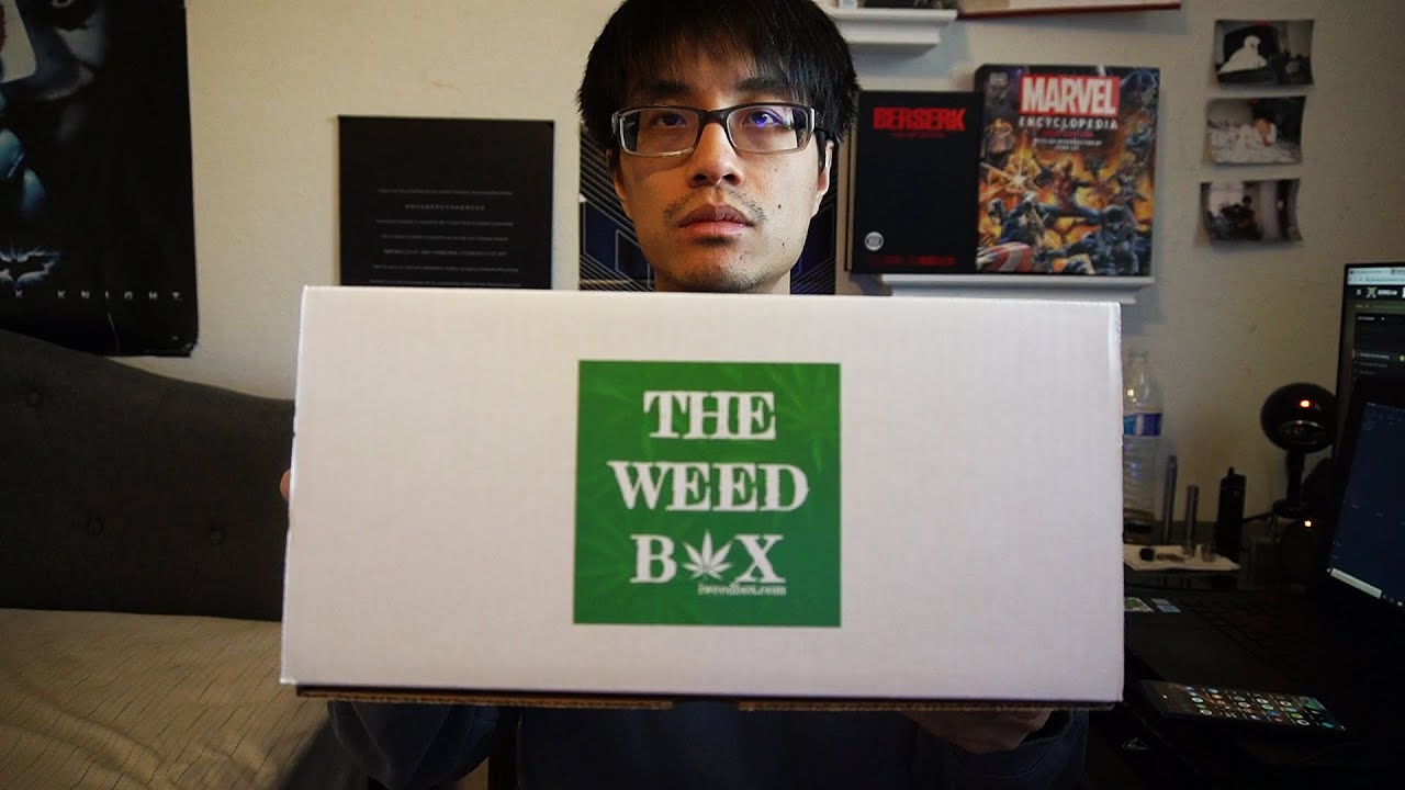 UNBOXING THE WEEDBOX