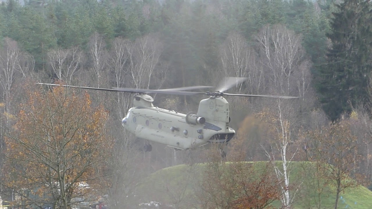 Grafenwöhr Army Airfield, Anflug + Landung 3x CH 47F und 2x UH 60M, 17 11 2020