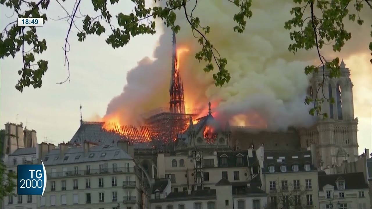 Parigi, cinque anni fa l’incendio di Notre Dame