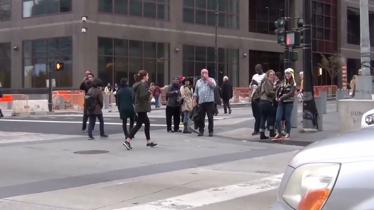 Ghostbusters Ecto 1 in New York City   Part 1 of 2   Halloween 2015