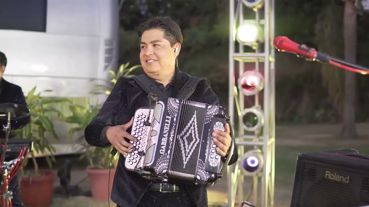 LA CAMPESINA - GRUPO CARIÑO (LIVE SESSION 4)