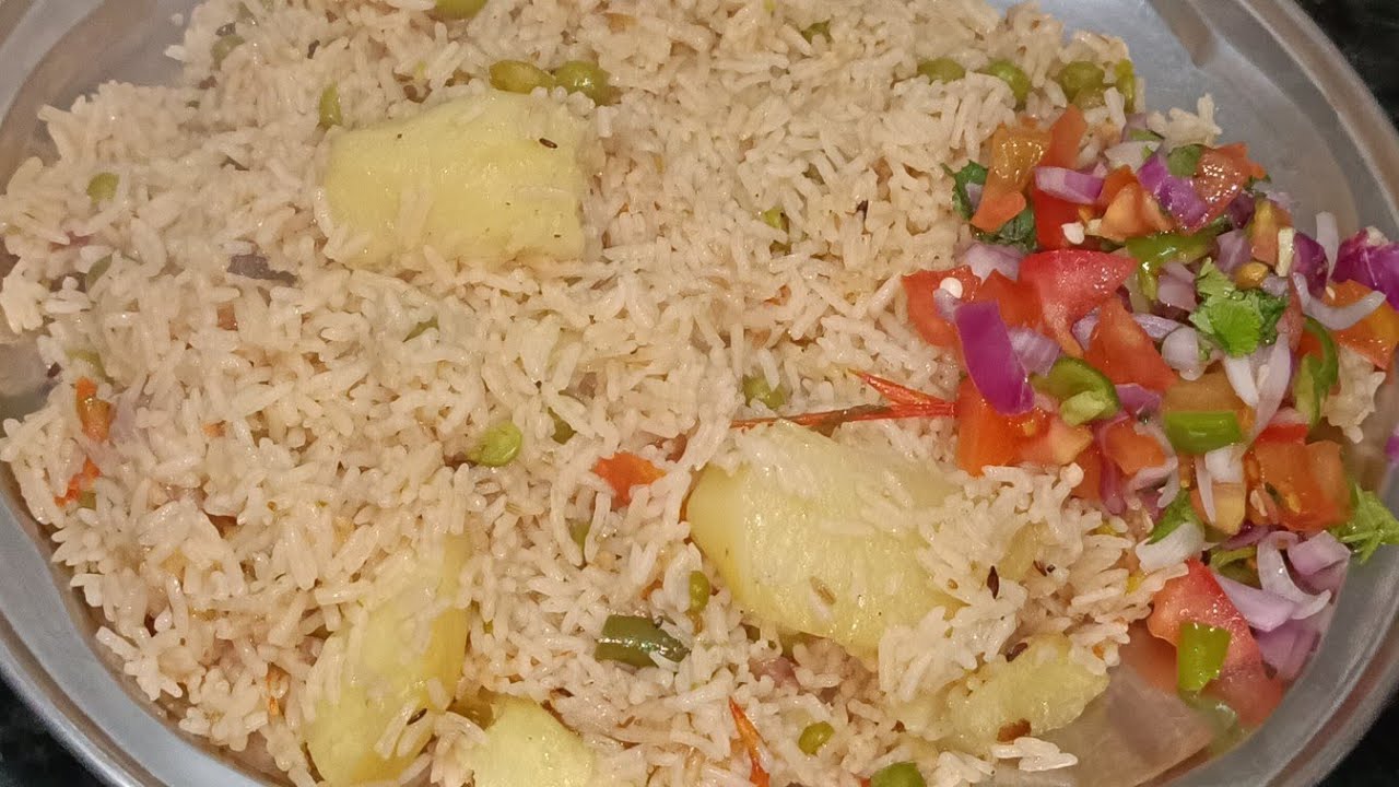 Sabse Tasty Matar Pulao Aise Banae Khane Wala Hath Na Rok Pae | Aloo Matar Yakhni Pulao Recipe