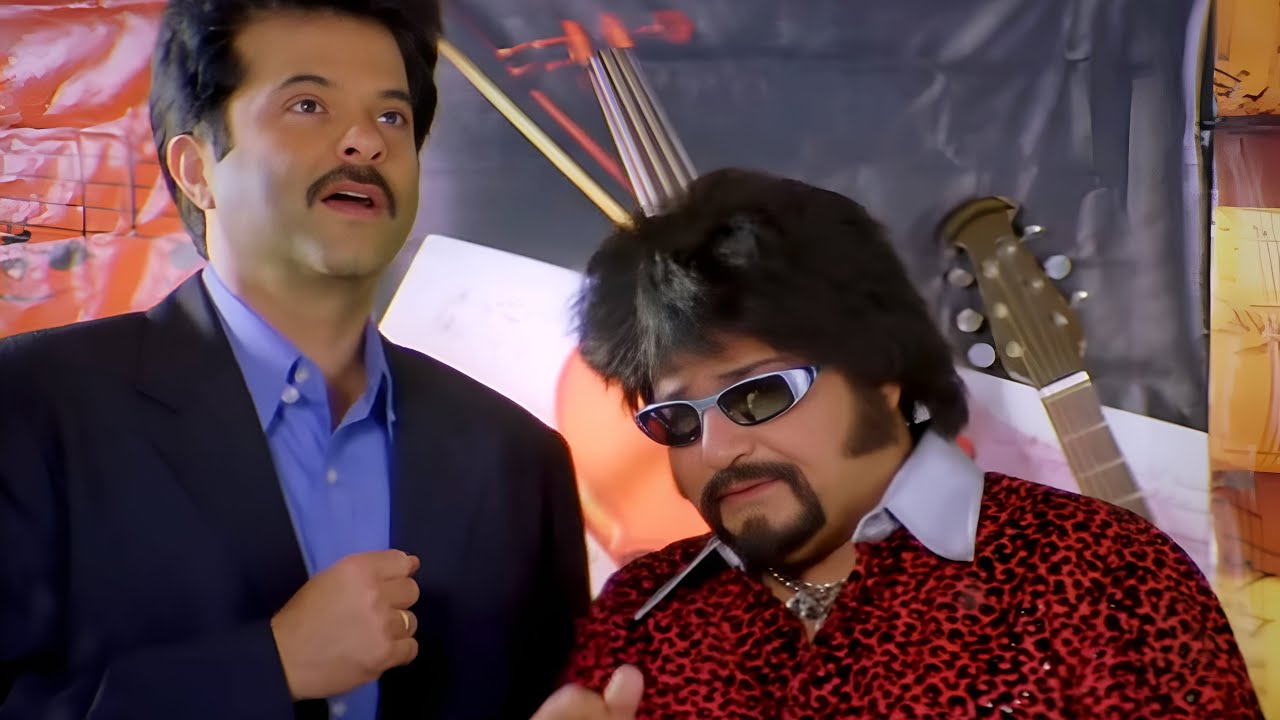 Anil Kapoor ने अपने ऑफिस के एक पियून को Superstar Singer बना दिया - Om Jai Jagadish Movie Scene