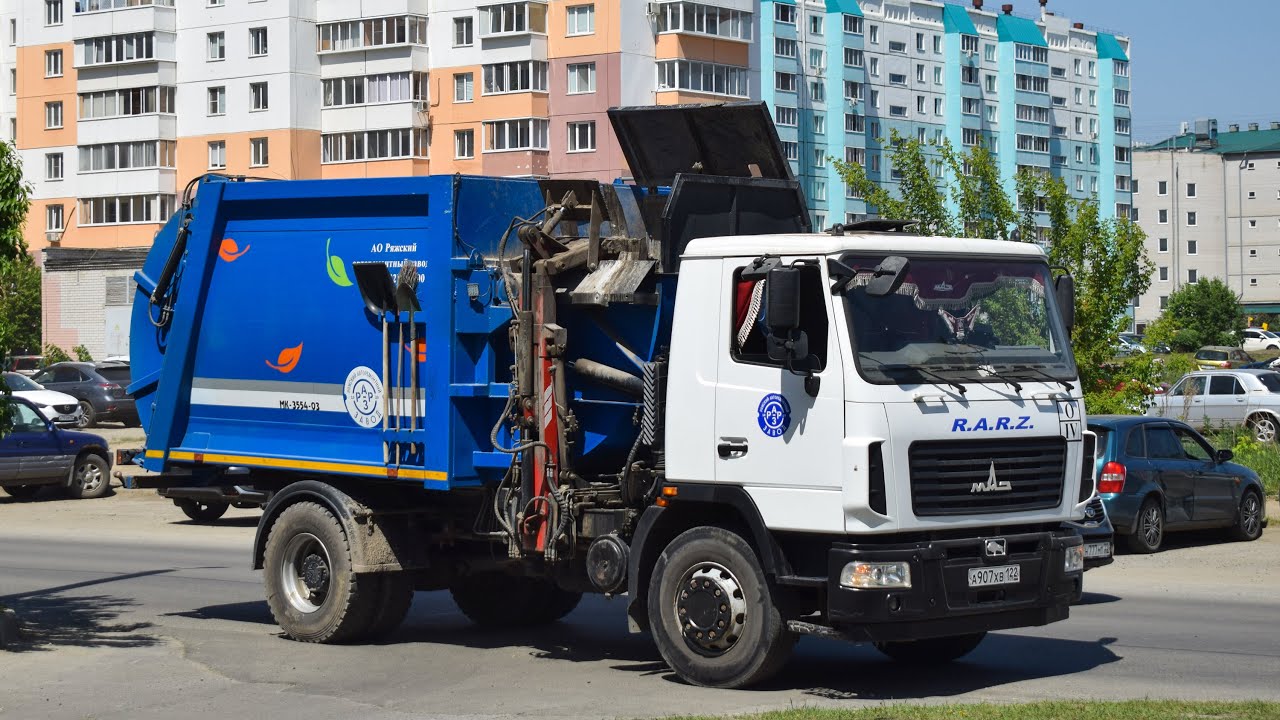 Мусоровоз МК-3554-03 на шасси МАЗ-534025 (А 907 ХВ 122). / Garbage truck MAZ.