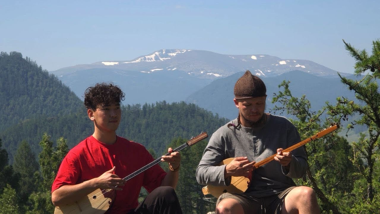 Бай Терек - Ӧбӧкӧлӧрдиҥ тыны. Altai Throat Singing. Bai Terek.